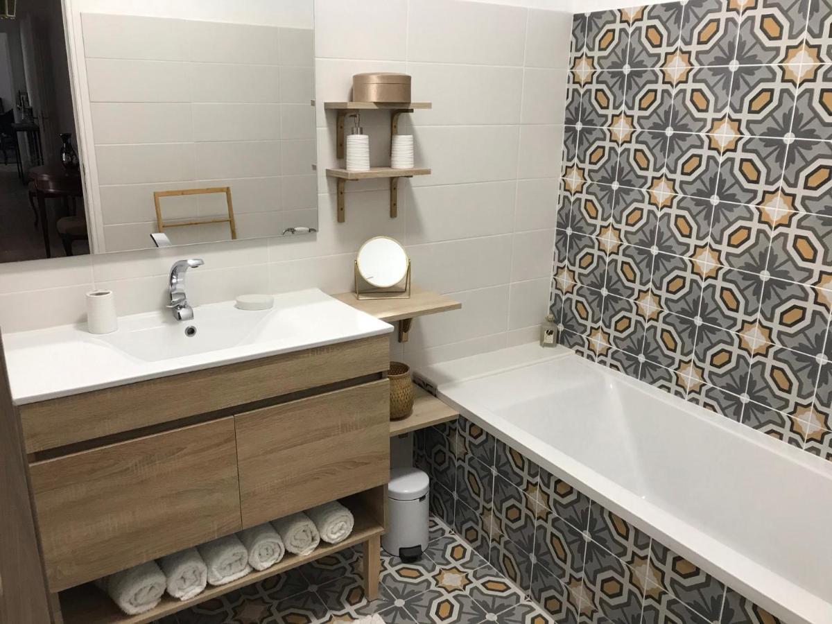 Appartement Climatise F3 Proche Plage Port Et Aeroport Ajaccio  Exteriör bild